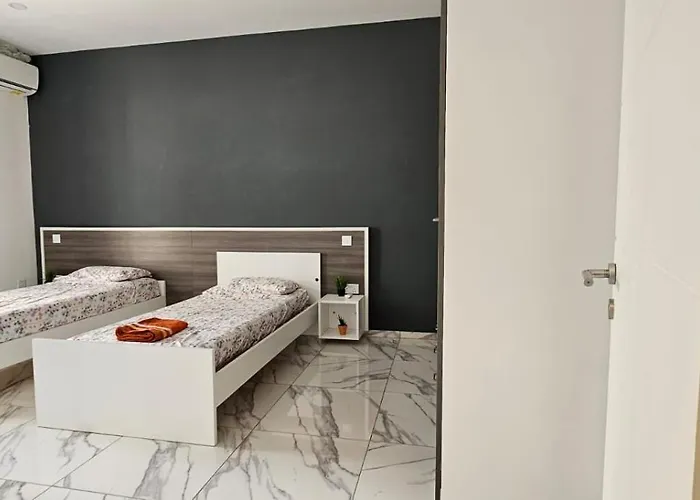 Spacious Modern 4-bedroom With Three Bathrooms Swigg 1 Appartement *