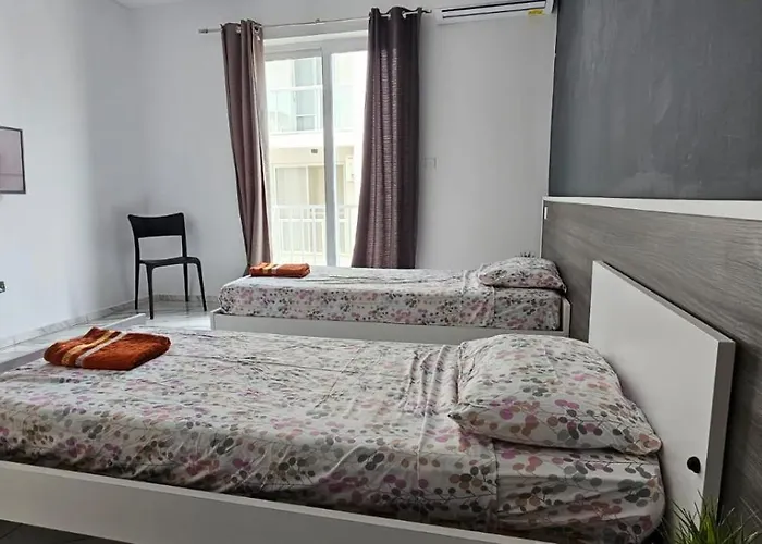 Appartement Spacious Modern 4-bedroom With Three Bathrooms Swigg 1 *